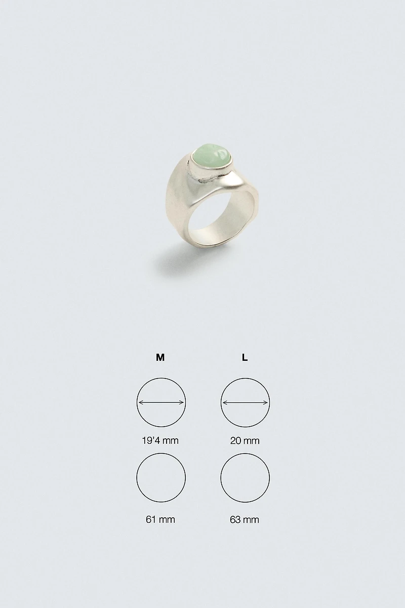STONE SIGNET RING