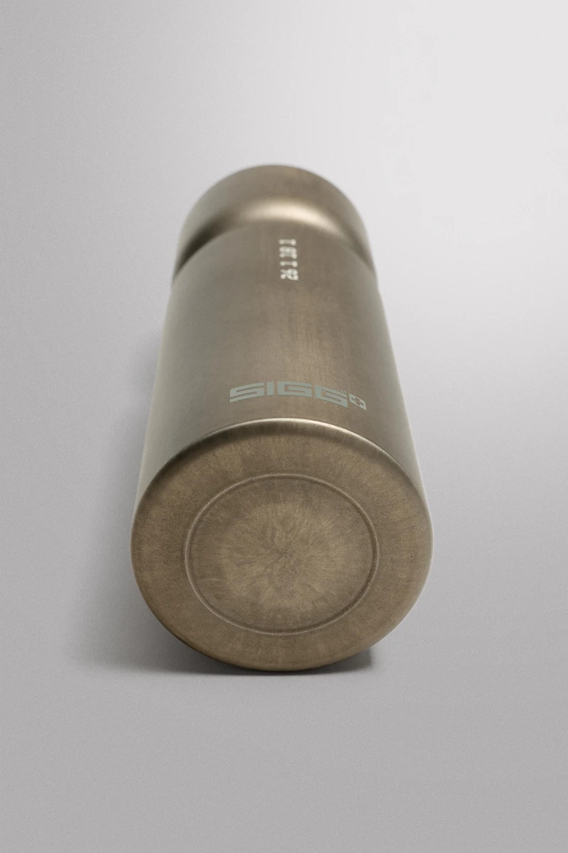 SIGG ALUMINUM BOTTLE 750ML
