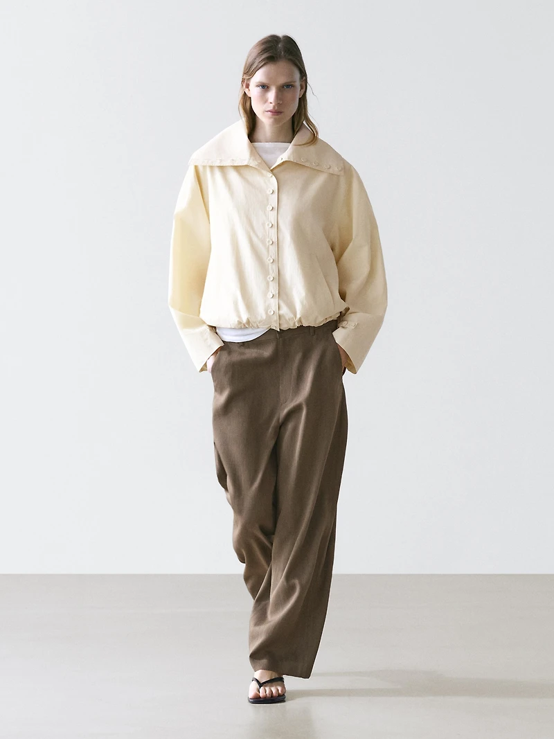 Pantalon fluide avec détail élastique à la taille