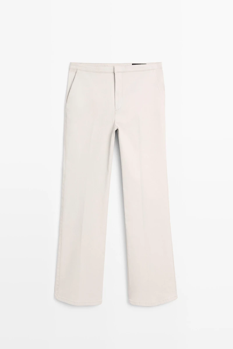 Mid-waist waxed flared pants