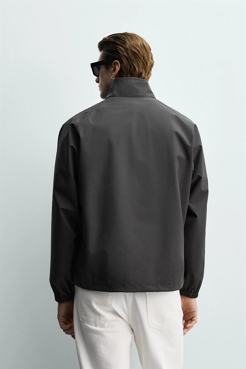 LIGHTWEIGHT WATER REPELLENT TECHNICAL JACKET