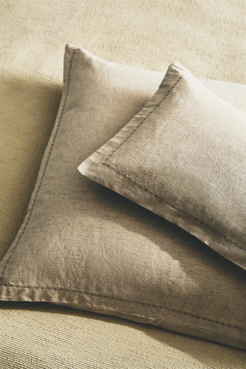 QUILTED LINEN DOTTED PILLOW SHAM FOR QUILT