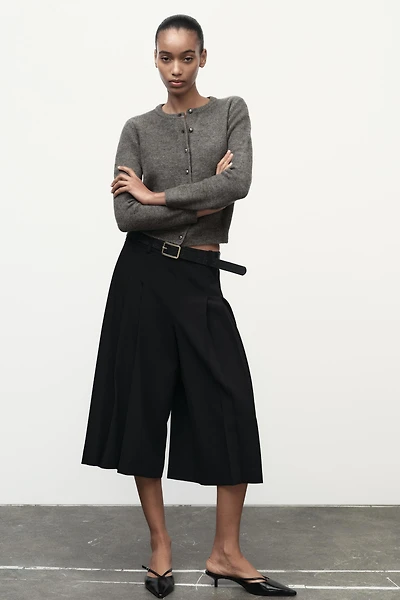 CARDIGAN WITH METALLIC BUTTONS