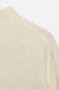 PLAIN KNIT HIGH NECK JUMPER