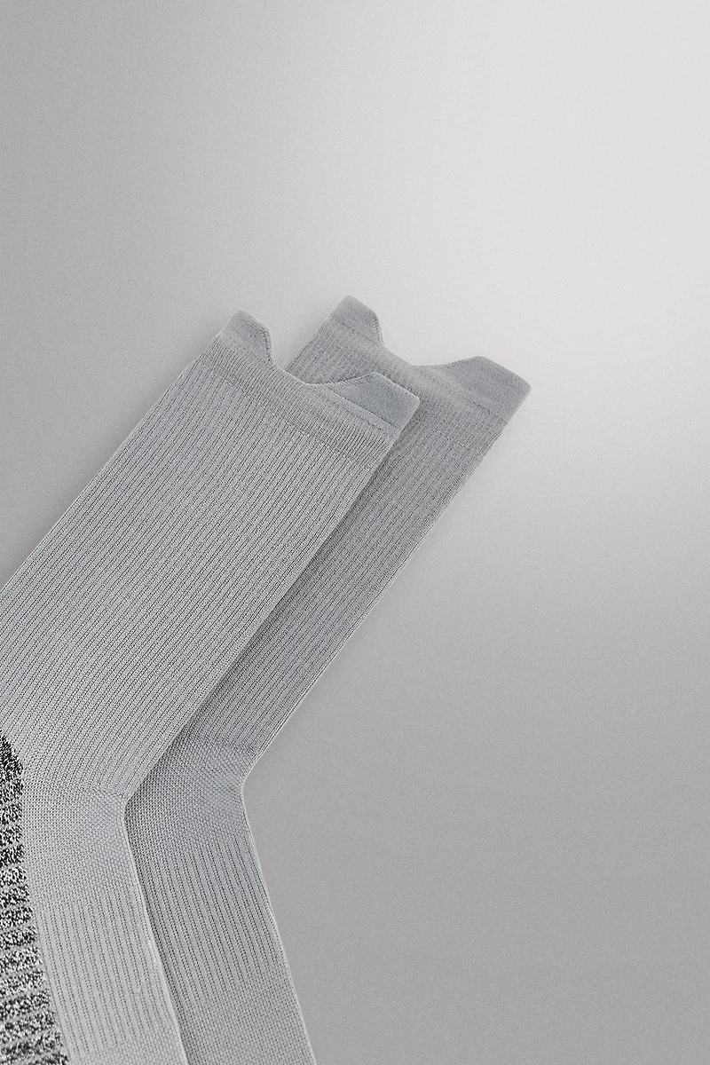 2-PACK TRAINING SOCKS