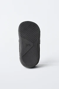 TENNIS EN VELOURS CÔTELÉ BAREFOOT