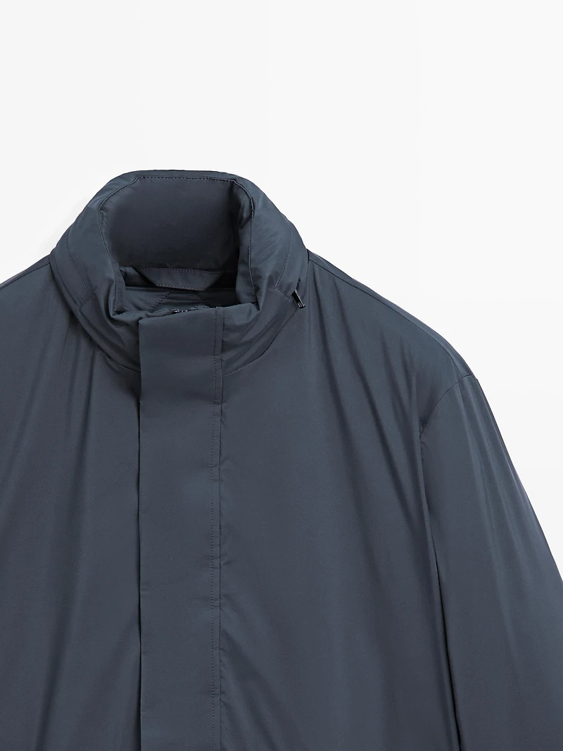 Veste courte déperlante en duvet mélangé