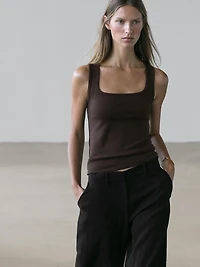 Sleeveless top with square neckline