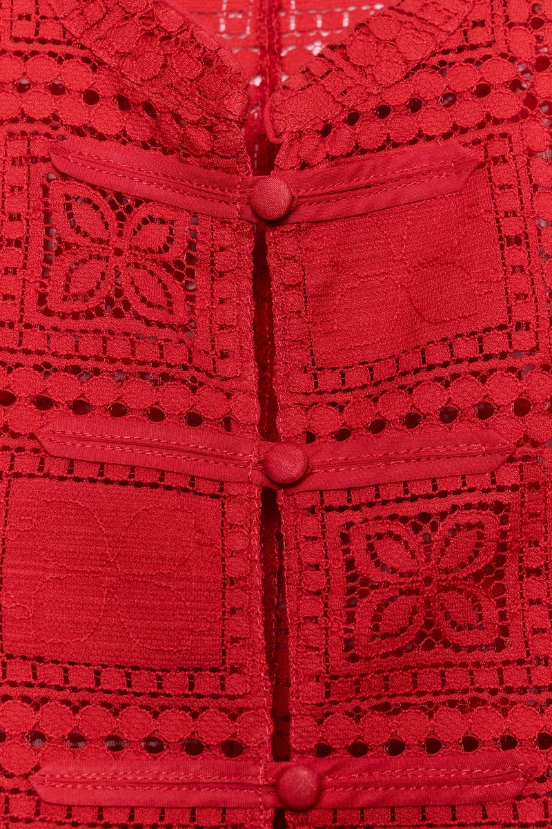 GUIPURE LACE TOP WITH FIREMAN CLASPS