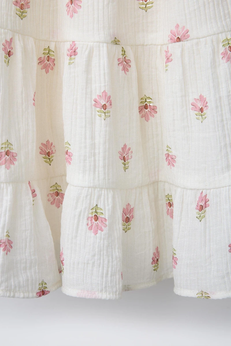 TEXTURED RUFFLED FLORAL DRESS
