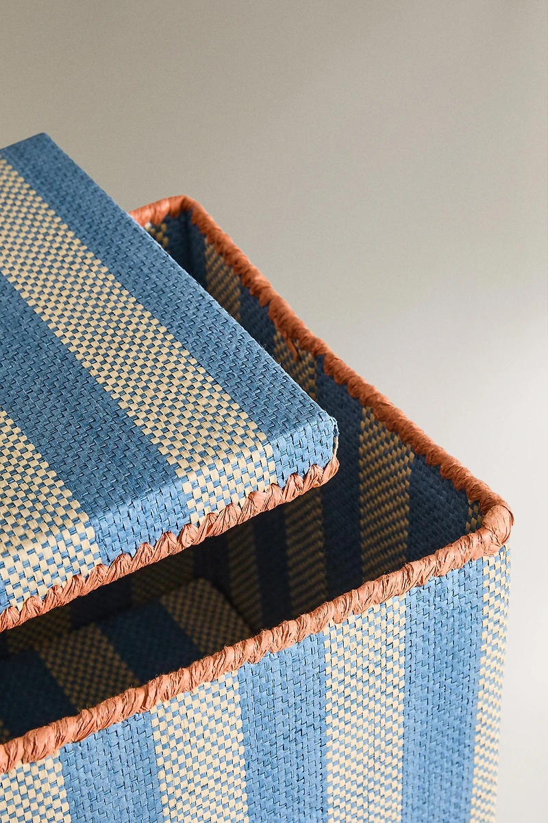 KIDS' FOLDABLE STRIPED BASKET