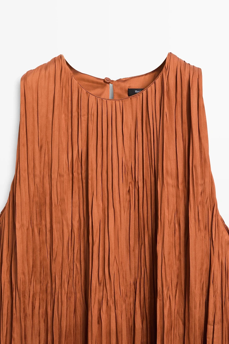 Long pleated halterneck dress