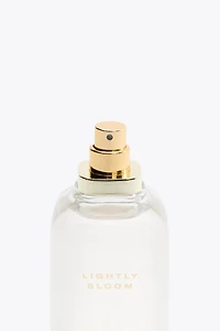 LIGHTLY BLOOM EDP 100ML (3.4 FL. OZ).