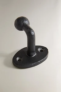 PORTE-MANTEAU EN FER