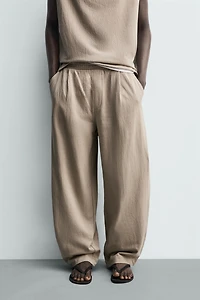TEXTURED BALLOON FIT JOGGERS