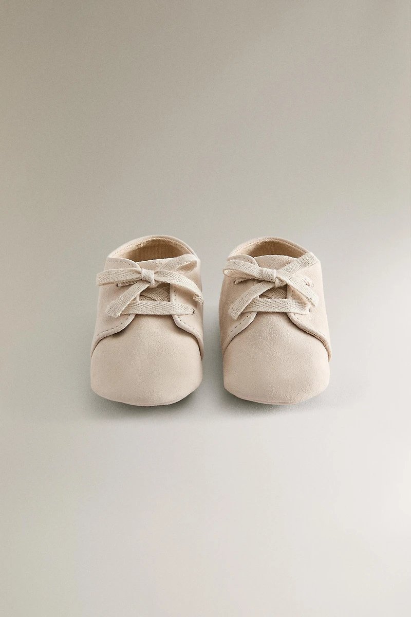 CHAUSSONS BLUCHER CUIR
