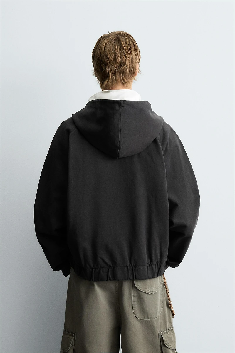 BOXY FIT HOODIE SWEATSHIRT