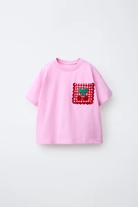 CROCHET FLOWER POCKET T-SHIRT