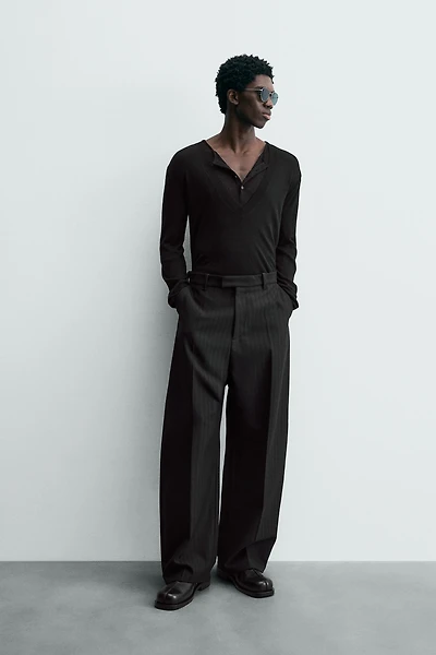 WOOL V-NECK JUMPER LIMITED EDITION