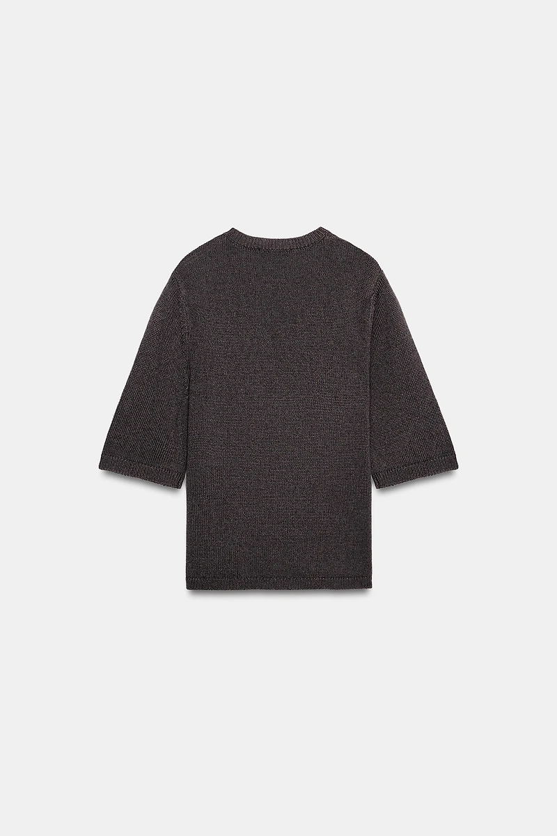 SHORT SLEEVE KNIT SWEATER
