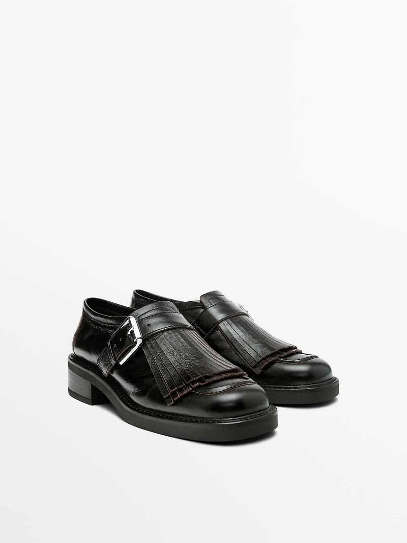 Derbies à franges avec boucle