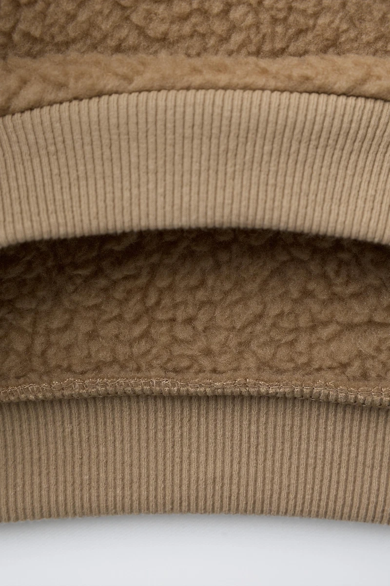 MINNIE MOUSE © DISNEY EMBROIDERED FLEECE SWEATSHIRT