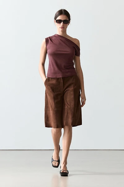 Top asymétrique drapé en lin mélangé