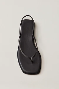 SANDALES EN CUIR À BRIDES ASYMÉTRIQUES
