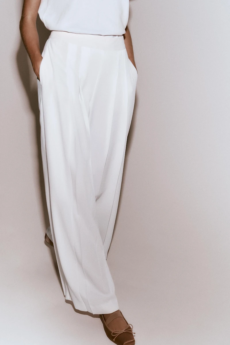 PLEATED PALAZZO PANTS