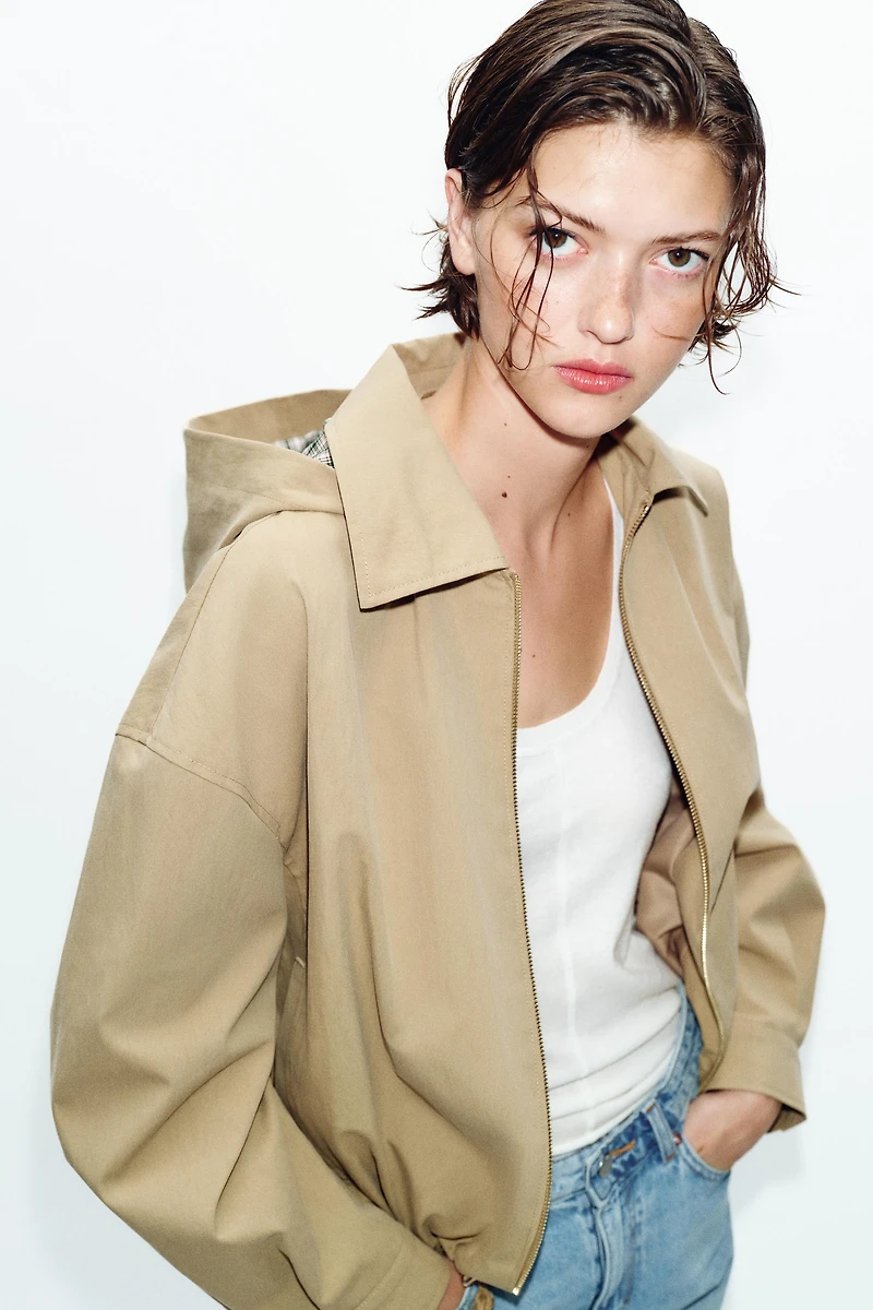 JACKET WITH REMOVABLE HOODIE