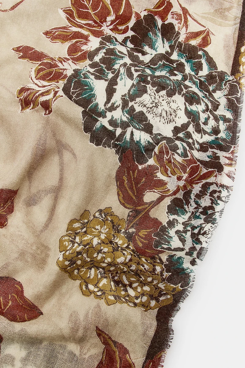 FLORAL PRINT SCARF