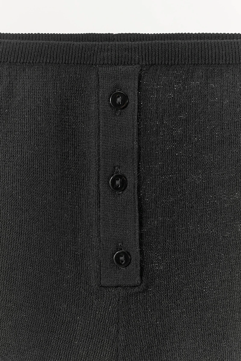 MINI SHORTS WITH COTTON BUTTONS