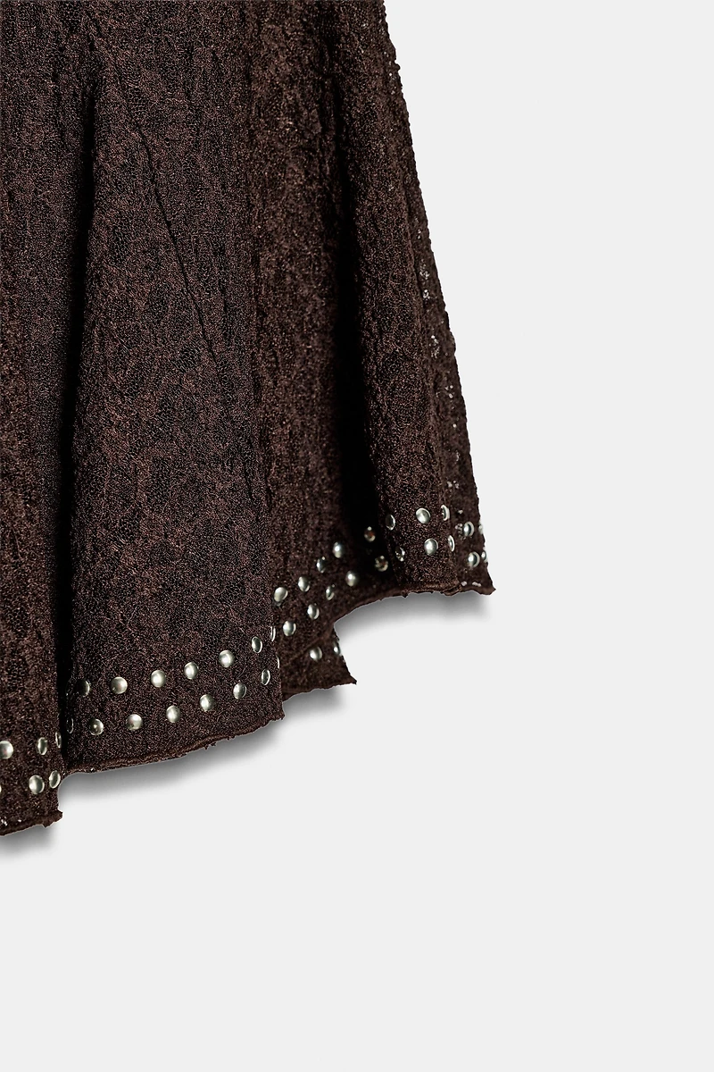 STUDDED LACE SKIRT