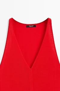 V-neck knit midi dress