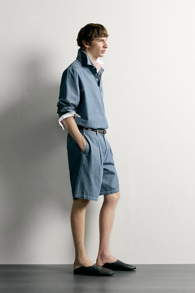 PLEATED LIGHTWEIGHT DENIM SHORTS