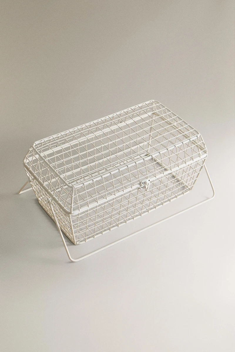 METAL STORAGE BASKET WITH HANDLES