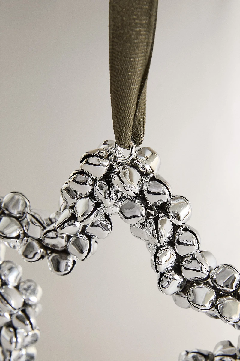 STAR WITH SLEIGH BELLS CHRISTMAS TREE ORNAMENT