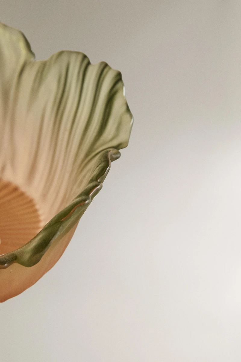 GLASS FLOWER BOWL