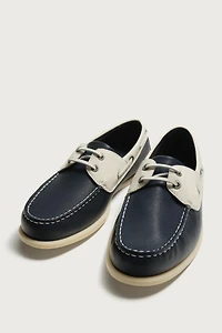 LEATHER BOAT SHOES