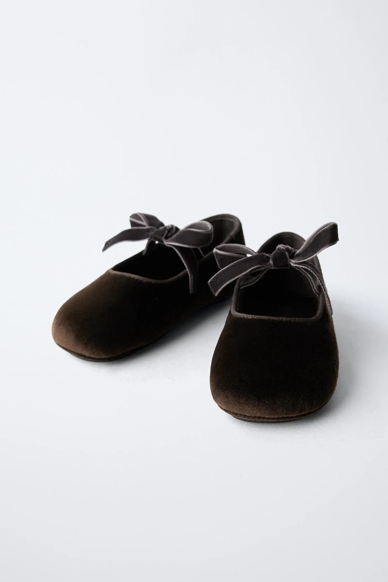 BALLET FLATS WITH BOW