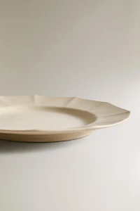 ASSIETTE À DESSERT GRÈS RELIEF LIGNES CADRE