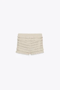 SHORT EN CROCHET À VOLANTS