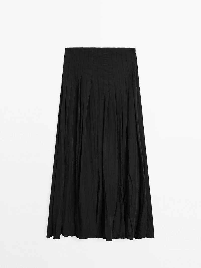 Flowing midi skirt with box pleats