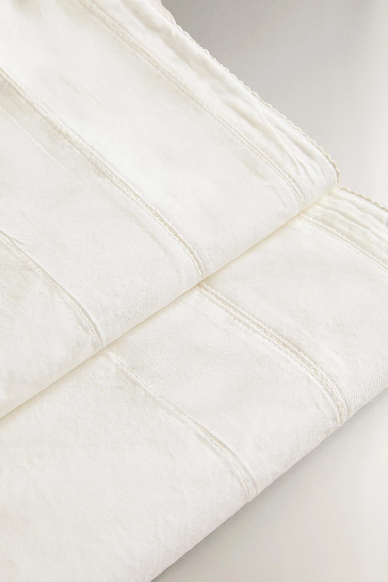 CHILDREN'S POPLIN FLAT SHEET WITH HEMSTITCHING