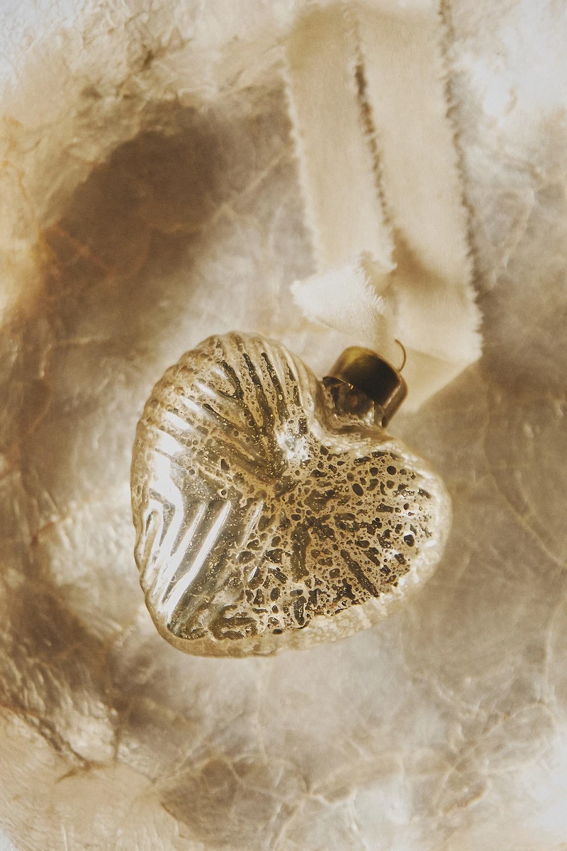 MERCURIZED HEART CHRISTMAS TREE ORNAMENT