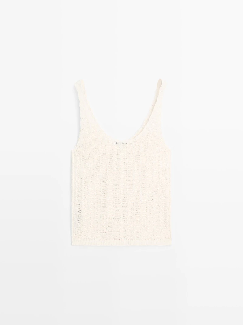 Crochet top with button details
