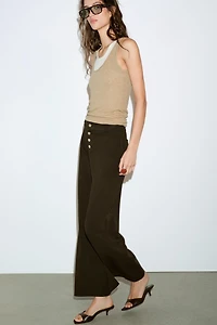 PANTALON DROIT À BOUTONS