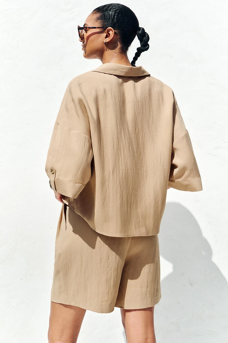 WIDE SHORT SLEEVE SHIRT