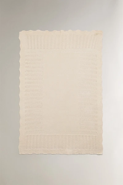 CHILDREN'S OPENWORK COTTON BLANKET