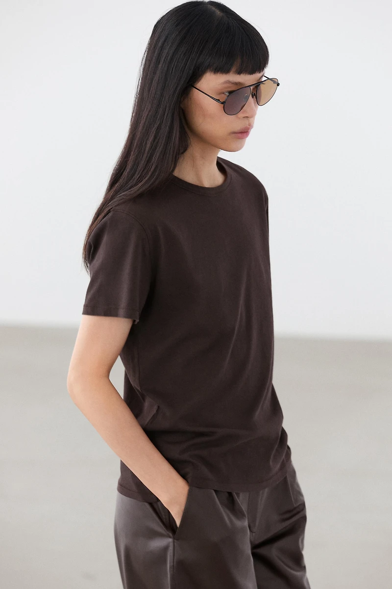 100% cotton short-sleeve T-shirt